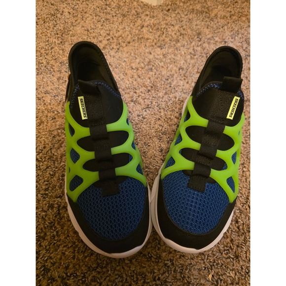 Skechers boys 6.5 new slip on no laces - Picture 1 of 5